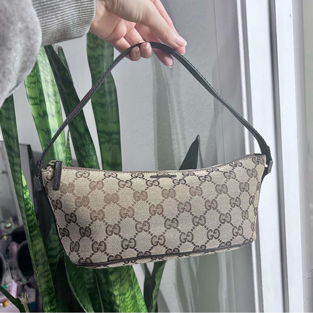 Gucci - Picture 5 of 11